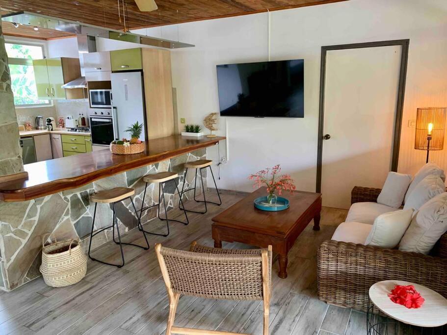 Villa Hoama Lodge Moorea Teavaro Eksteriør bilde